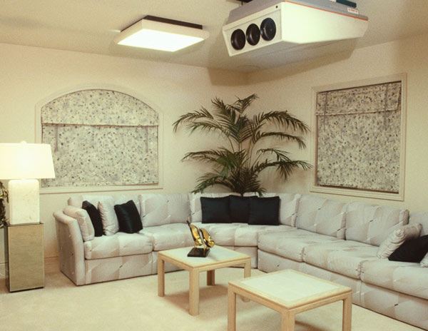1980's living room