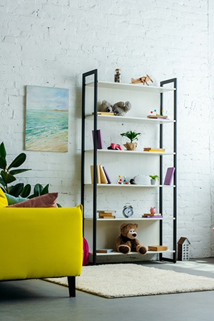 How to Style a Bookshelf