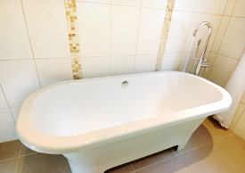 Room of the Month: relaxing bathroom bathtub